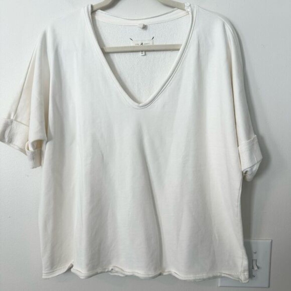 Lou & Grey Cream V-neck Boxy Sweatshirt M